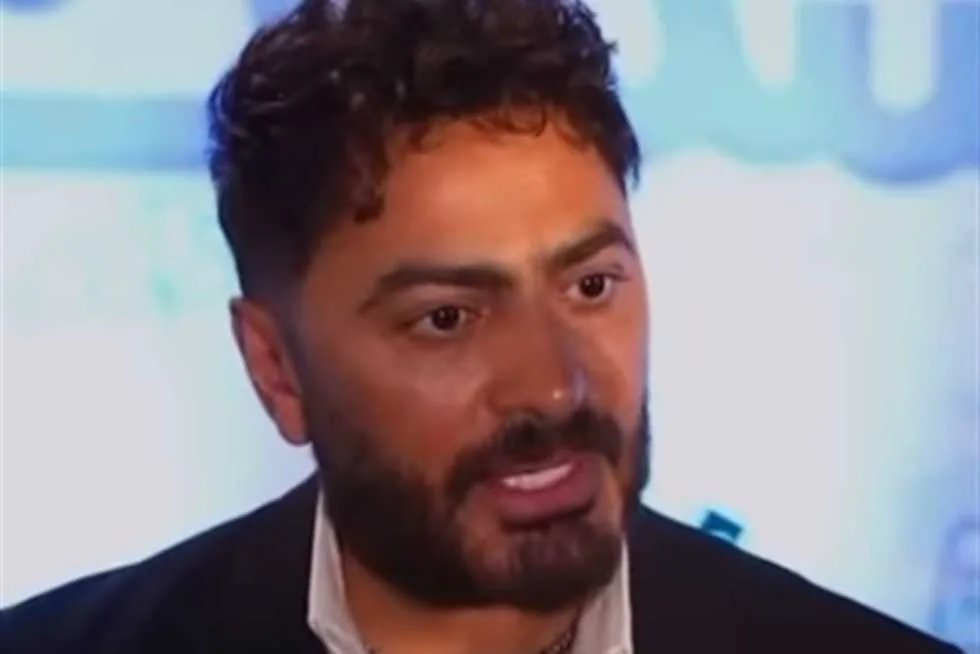 تامر حسني يتحدث عن سر النجاح المستدام: “هذا يحتاج إلى كتاب” (فيديو) تامر حسني يتحدث عن سر النجاح المستدام: “هذا يحتاج إلى كتاب” (فيديو)