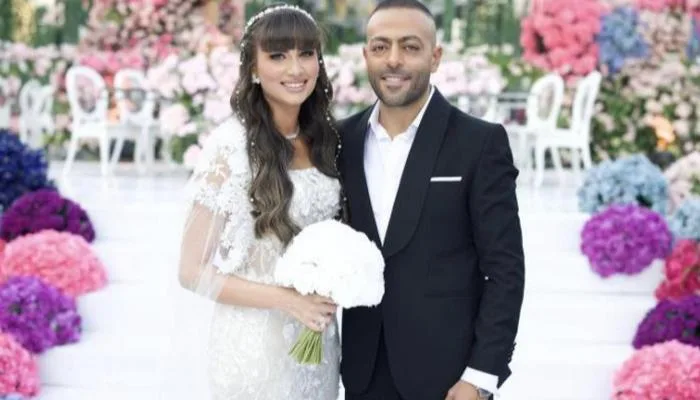 تامر عاشور يعبّر عن إعجابه بنانسي نور: رائعة وكنت أحلم بأن تكون زوجتي. تامر عاشور يعبّر عن إعجابه بنانسي نور: رائعة وكنت أحلم بأن تكون زوجتي.