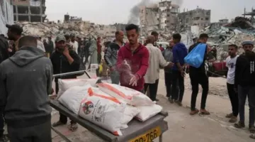 مفوض أممي: الهجمات القاتلة على المدنيين أثناء تلقيهم المساعدات في غزة تُعَد جريمة حرب