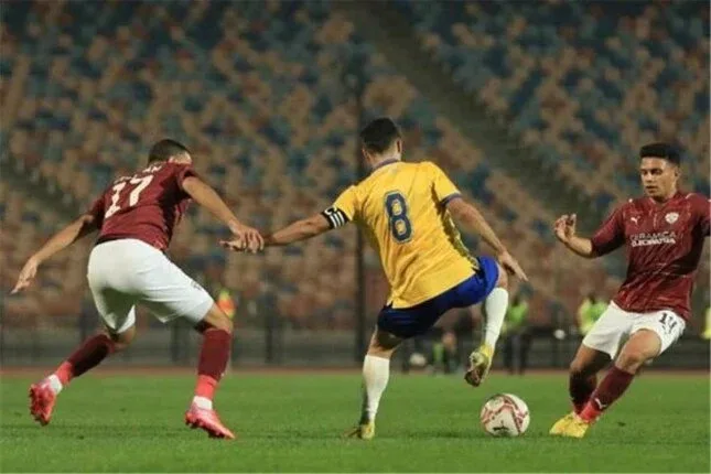 تجدد الصراع بين سيراميكا والإسماعيلي: من سيتأهل إلى النهائي؟ تجدد الصراع بين سيراميكا والإسماعيلي: من سيتأهل إلى النهائي؟