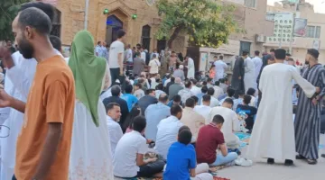 تجمع سكان سوهاج في ميدان الشبان المسلمين لأداء صلاة عيد الأضحى .. صور