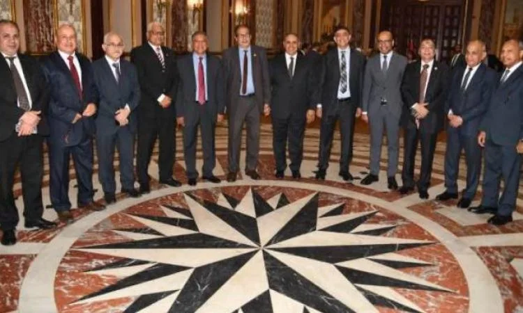 تحالف الأحزاب: التنافس على الموقف المصري “غير مقبول” تحالف الأحزاب: التنافس على الموقف المصري “غير مقبول”