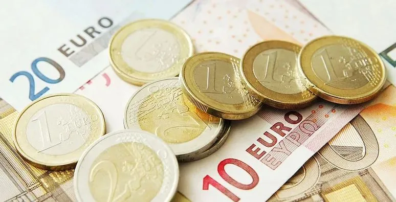 تحديث مستمر لأسعار اليورو مقابل الجنيه المصري اليوم الثلاثاء 10 يونيو 2025 تحديث مستمر لأسعار اليورو مقابل الجنيه المصري اليوم الثلاثاء 10 يونيو 2025