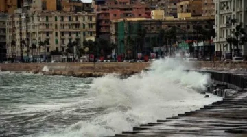 تحذير مهم للزوار على الساحل الشمالي من زيادة ارتفاع الأمواج