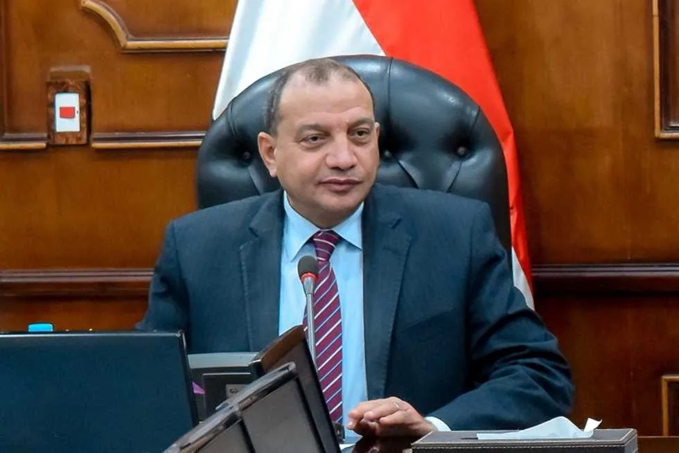 تحسين شامل للبنية التحتية التكنولوجية وإضافة 900 بريد إلكتروني جديد لأعضاء هيئة التدريس في جامعة بني سويف تحسين شامل للبنية التحتية التكنولوجية وإضافة 900 بريد إلكتروني جديد لأعضاء هيئة التدريس في جامعة بني سويف