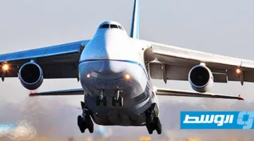 تحقيق فرنسي يكشف عن دور قاعدة ليبية في نقل الأسلحة الروسية من سوريا إلى الساحل الأفريقي