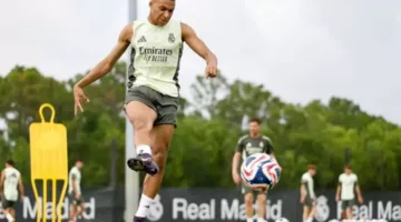 “تدرب ولكن…” – ألونسو يوضح موقف مبابي من مواجهة ريال مدريد ويوفنتوس