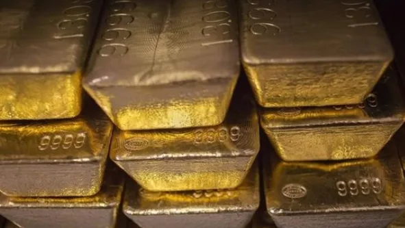 تراجع أسعار الذهب مع انحسار القلق من الحرب التجارية تراجع أسعار الذهب مع انحسار القلق من الحرب التجارية