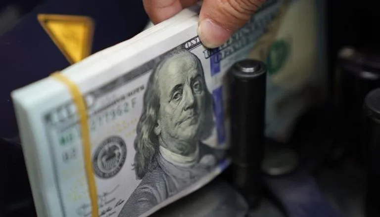 تراجع بنسبة 14 قرشاً: سعر الدولار أمام الجنيه المصري في البنوك اليوم الأربعاء