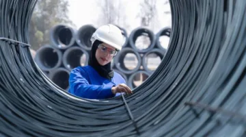 تراجع سعر حديد التسليح بنسبة 6.5% منذ بداية السنة.