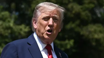 ترامب: يتوجب على الجميع مغادرة طهران فوراً