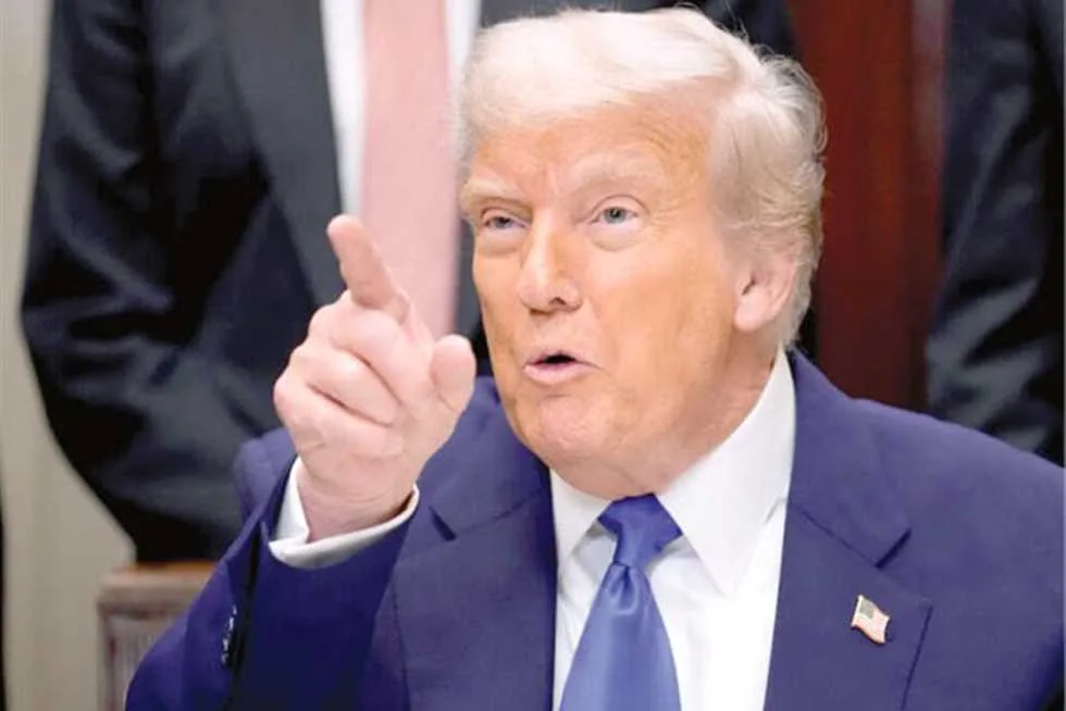ترامب يدعو الاحتياطي الفيدرالي الأمريكي لخفض معدل الفائدة بمقدار 1% ترامب يدعو الاحتياطي الفيدرالي الأمريكي لخفض معدل الفائدة بمقدار 1%