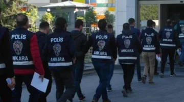 تركيا تلقي القبض على 158 جندياً بتهمة الانتماء إلى “منظمة غولن”