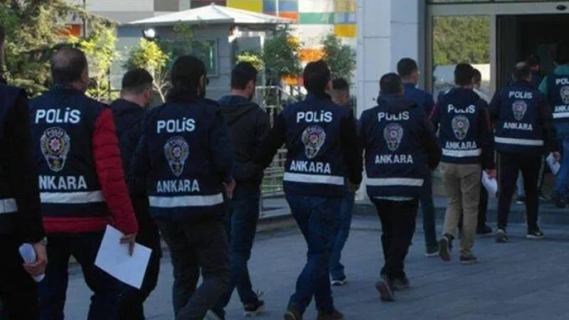تركيا تلقي القبض على 158 جندياً بتهمة الانتماء إلى “منظمة غولن”