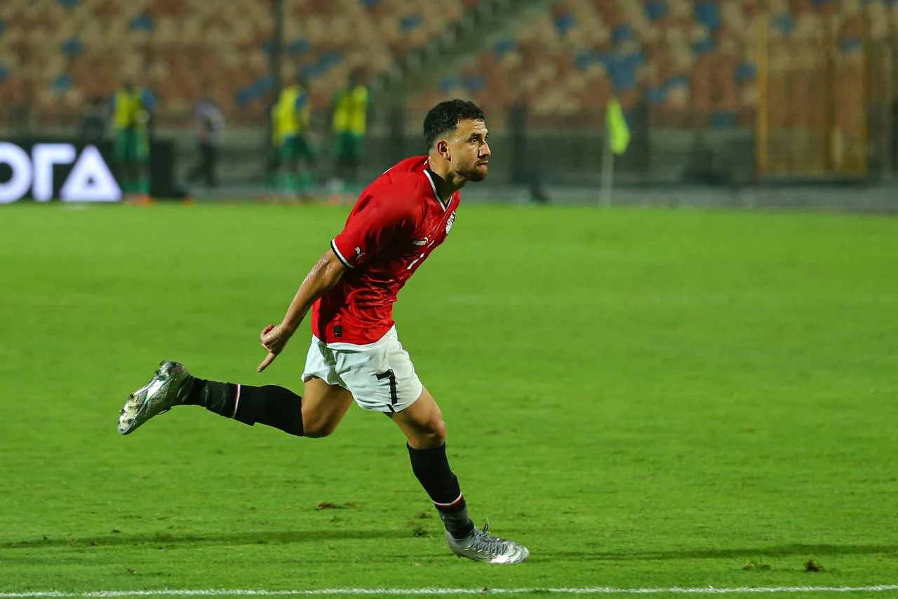 تريزيجيه: أهدف لتحقيق جميع الألقاب مع الأهلي وعودتي جاءت في اللحظة المناسبة تريزيجيه: أهدف لتحقيق جميع الألقاب مع الأهلي وعودتي جاءت في اللحظة المناسبة