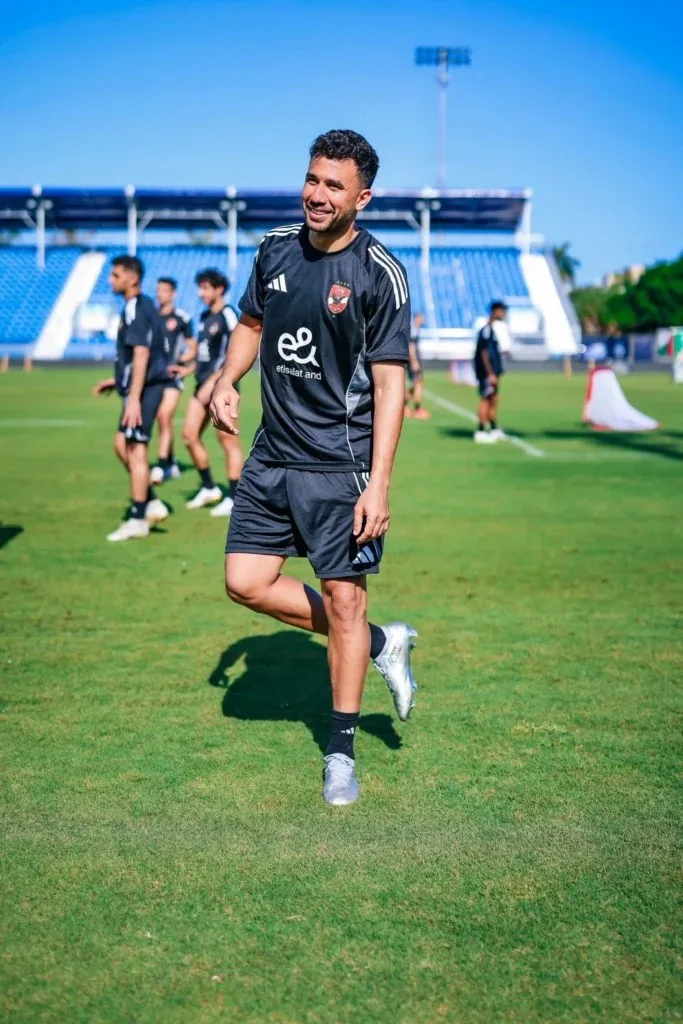 تريزيجيه وزيزو يثيران المنافسة حول تشكيل الأهلي في مواجهة إنتر ميامي تريزيجيه وزيزو يثيران المنافسة حول تشكيل الأهلي في مواجهة إنتر ميامي