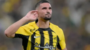 تسوية الجدل حول مغادرة حسام عوار للاتحاد