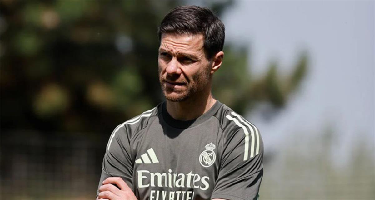 تشابي ألونسو: أشعر بـ “صداع لذيذ” بسبب ثنائي ريال مدريد.. ولم أشهد معاناة ريفر بليت بسبب ماستانتونيو. تشابي ألونسو: أشعر بـ “صداع لذيذ” بسبب ثنائي ريال مدريد.. ولم أشهد معاناة ريفر بليت بسبب ماستانتونيو.