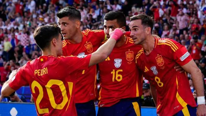 تشكيلة قوية للهجوم من إسبانيا ضد البرتغال في نهائي دوري الأمم الأوروبية تشكيلة قوية للهجوم من إسبانيا ضد البرتغال في نهائي دوري الأمم الأوروبية
