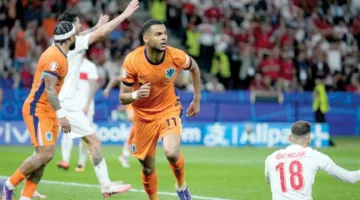 تشكيلة منتخب هولندا لمباراة فنلندا في تصفيات كأس العالم