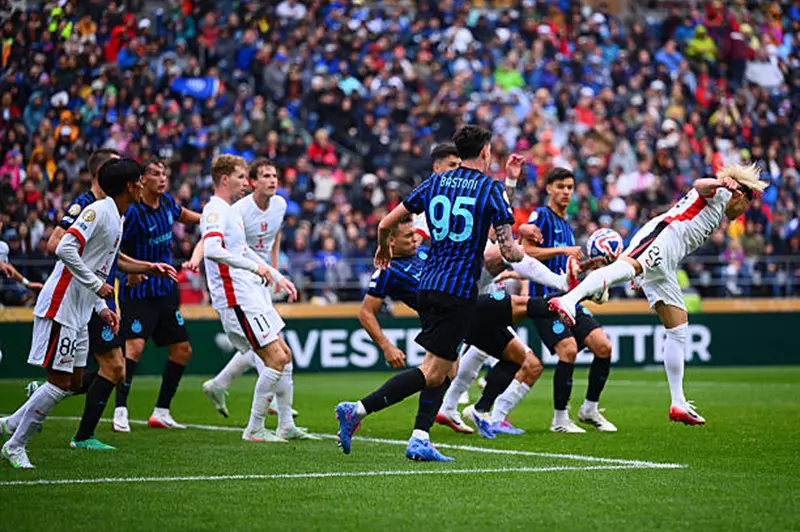 تشكيلتي ريفر بليت وإنتر ميلان في كأس العالم للأندية: ما هي خطط مدربي الفريقين أمام لاوتارو؟