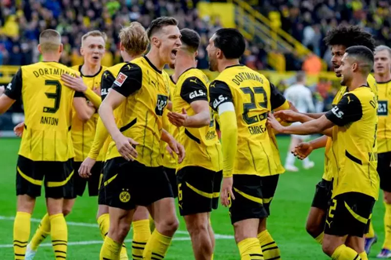 تشيلسي يسعى للتعاقد مع لاعب من دورتموند تشيلسي يسعى للتعاقد مع لاعب من دورتموند