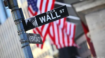 تصاعد التوترات في الشرق الأوسط يدفع مؤشر الخوف في وول ستريت للارتفاع بأكثر من 22%