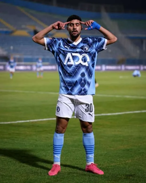 تغييرات في الجهاز الفني: مدرب جديد يغادر وصعوبات الزمالك مع زيزو تغييرات في الجهاز الفني: مدرب جديد يغادر وصعوبات الزمالك مع زيزو
