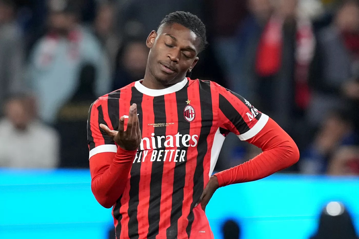 رافائيل لياو لاعب ميلان