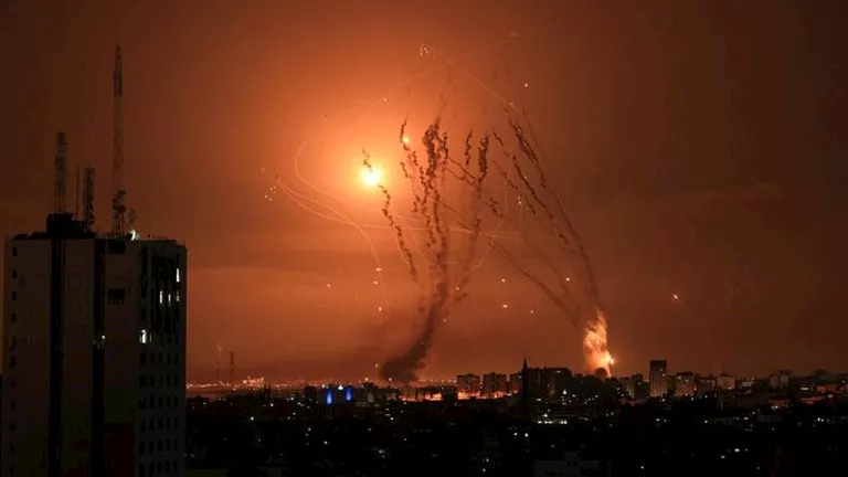 تقارير عبرية: إسرائيل قامت بعملية اغتيال في اليمن تقارير عبرية: إسرائيل قامت بعملية اغتيال في اليمن