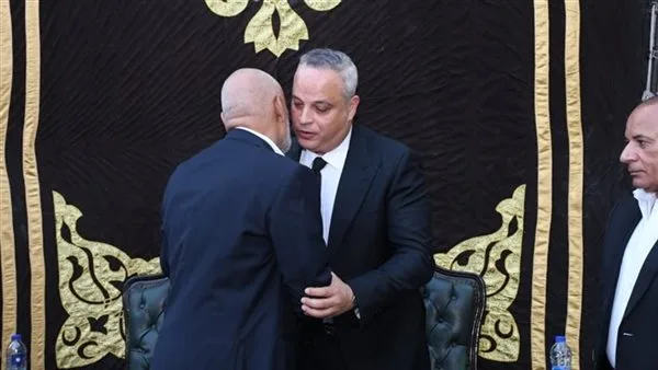 تقديم واجب العزاء في والد الفنان تامر عبدالمنعم في مسجد عمر مكرم تقديم واجب العزاء في والد الفنان تامر عبدالمنعم في مسجد عمر مكرم