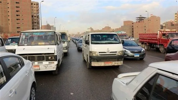 تقرير حركة المرور: كثافات متوسطة في شوارع القاهرة والجيزة تقرير حركة المرور: كثافات متوسطة في شوارع القاهرة والجيزة