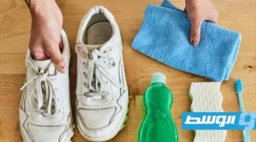 تنظيف الأحذية البيضاء باستخدام مواد موجودة في المنزل