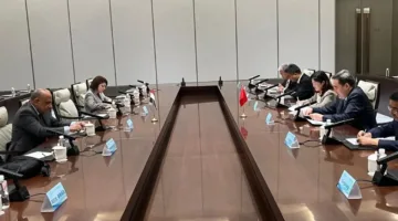 توطين التكنولوجيا: تعاون مصري صيني لتعزيز الاستثمارات وإقامة فروع إقليمية للشركات في مصر.