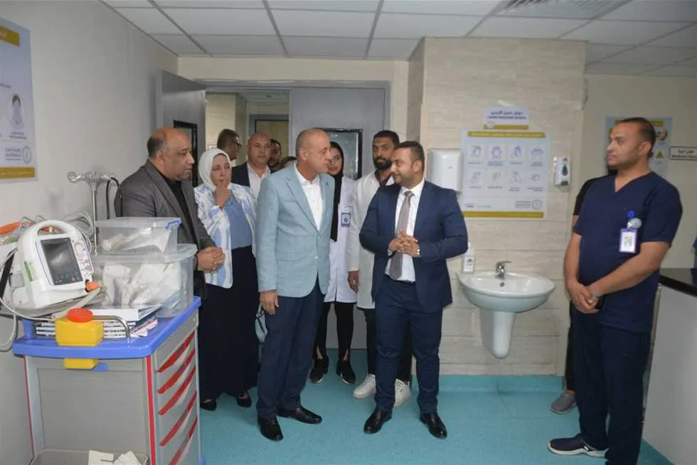 توفير أسرة للعناية المركزة وحضانات وآلات لغسيل الكلى في مستشفى الكرنك بالأقصر توفير أسرة للعناية المركزة وحضانات وآلات لغسيل الكلى في مستشفى الكرنك بالأقصر