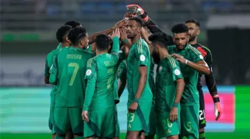 توقيت البث المباشر لمباراة السعودية وأستراليا في تصفيات كأس العالم والمعلقين المعنيين