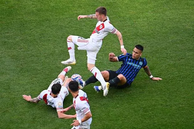 توقيت مباراة إنتر ميلان وفلومينينيسي في ربع نهائي كأس العالم للأندية توقيت مباراة إنتر ميلان وفلومينينيسي في ربع نهائي كأس العالم للأندية
