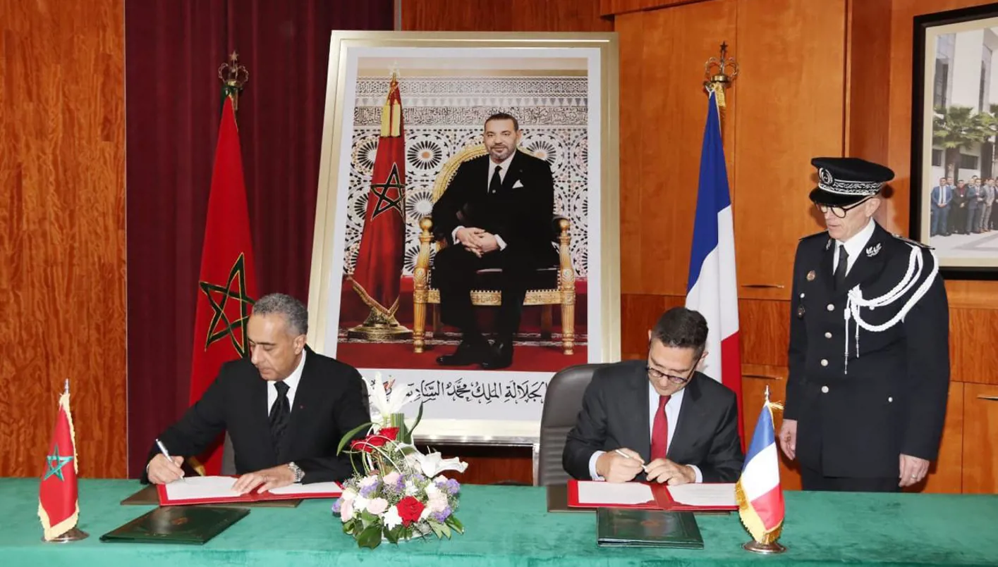 توقيع اتفاق أمني مشترك بين المغرب وفرنسا لمكافحة الجريمة والإرهاب توقيع اتفاق أمني مشترك بين المغرب وفرنسا لمكافحة الجريمة والإرهاب