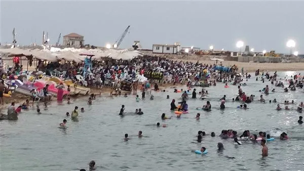 ثاني أيام عيد الأضحى: زيادة طلب الرحلات اليومية إلى شواطئ العجمي ثاني أيام عيد الأضحى: زيادة طلب الرحلات اليومية إلى شواطئ العجمي