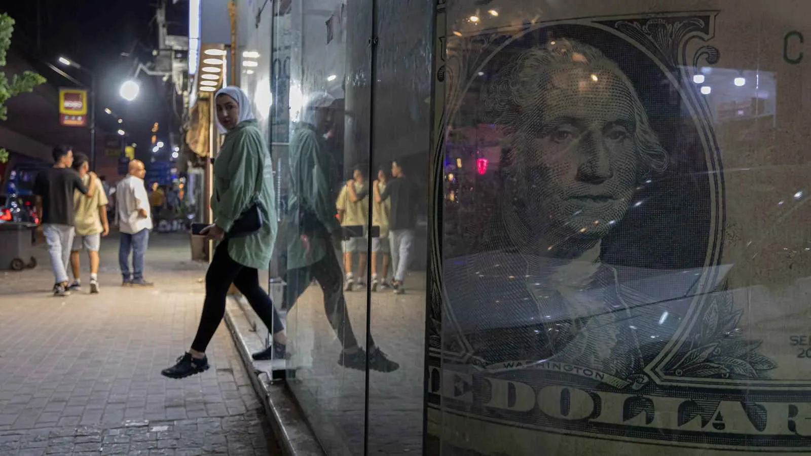 ثبات سعر الدولار مقابل الجنيه المصري في الأسواق اليوم