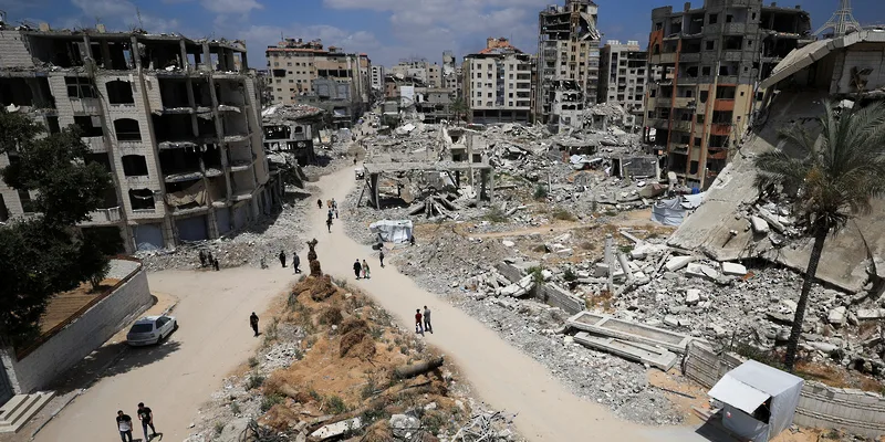 ثمانية فلسطينيين يُستشهدون في شمال ووسط قطاع غزة