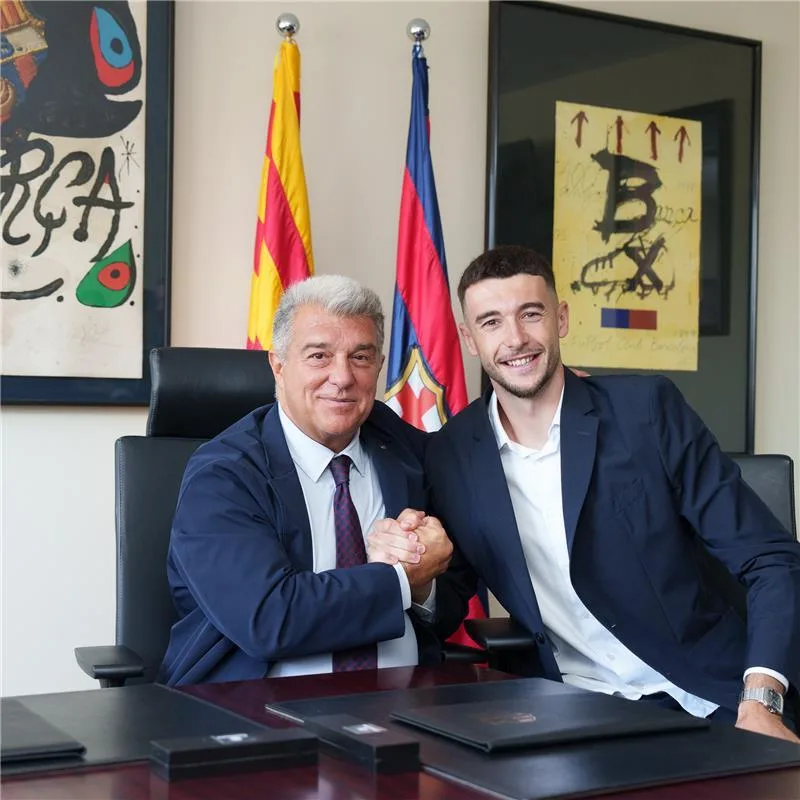 جارسيا: التنافس في برشلونة إيجابي.. وأنتظر مباراة إسبانيول بفارغ الصبر