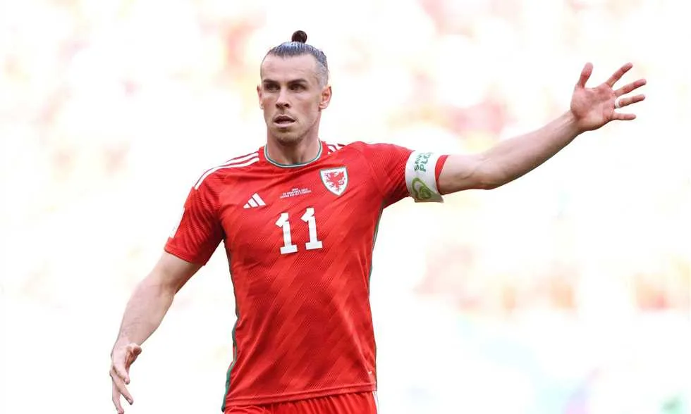 جاريث بيل يتعاون لشراء كارديف بهدف منافسة مودريتش. جاريث بيل يتعاون لشراء كارديف بهدف منافسة مودريتش.
