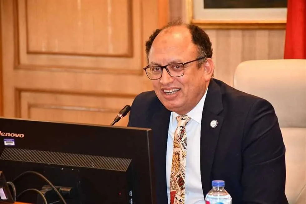 جامعة حلوان تُقيم ورشة عمل حول المبادئ الأخلاقية لاستعمال الذكاء الاصطناعي في الرياضة جامعة حلوان تُقيم ورشة عمل حول المبادئ الأخلاقية لاستعمال الذكاء الاصطناعي في الرياضة
