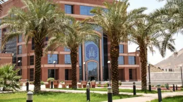 جامعة طيبة تتيح الفرصة للتحويل الداخلي والخارجي للطلاب والطالبات