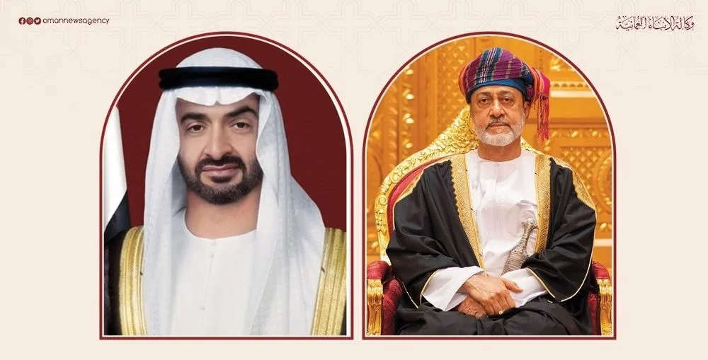 جلالة السلطان والشيخ رئيس دولة الإمارات يتباحثان حول التطورات المقلقة في المنطقة. جلالة السلطان والشيخ رئيس دولة الإمارات يتباحثان حول التطورات المقلقة في المنطقة.