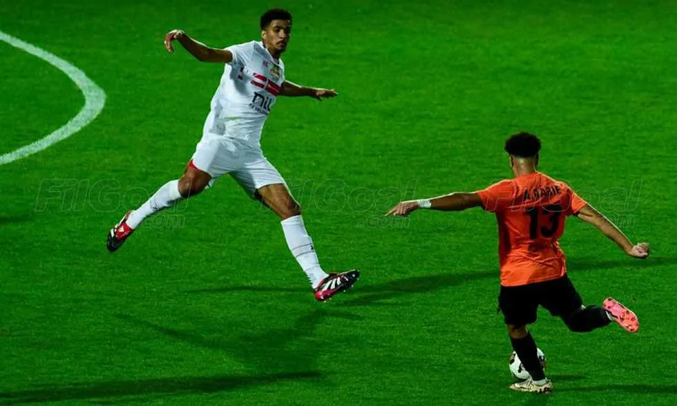 جلسة نقاش بين الزمالك والبنك الأهلي حول أحمد ربيع جلسة نقاش بين الزمالك والبنك الأهلي حول أحمد ربيع
