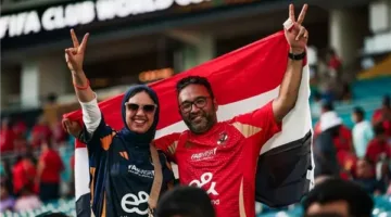 جماهير الأهلي تحتفل بألوانها في مدرجات استاد هارد روك (صور)