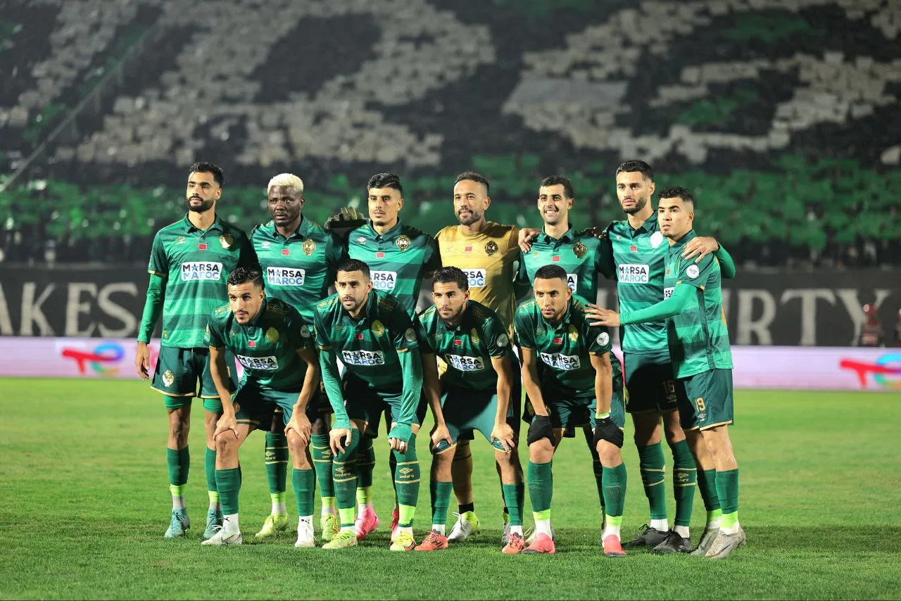 جواد الزيات يعلن عن نيته الترشح لرئاسة نادي الرجاء ويعد الجماهير بالتزامه.