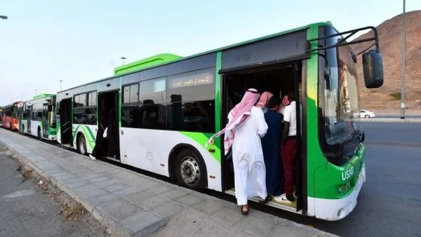 «حافلات المدينة المنورة» تبدأ بتفعيل خدمة النقل الترددي خلال يوم عرفة وأداء صلاة العيد «حافلات المدينة المنورة» تبدأ بتفعيل خدمة النقل الترددي خلال يوم عرفة وأداء صلاة العيد